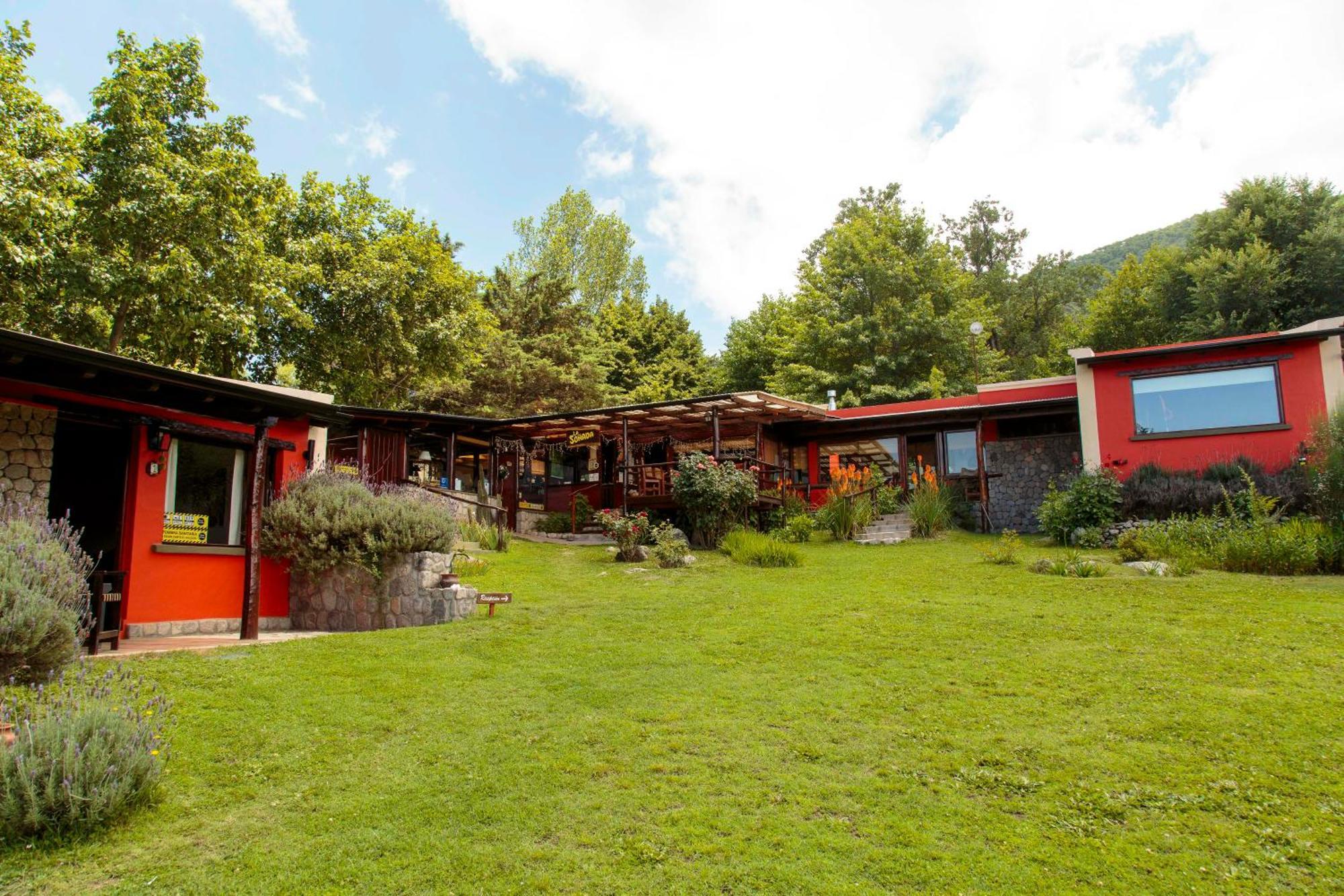 Posada La Soñada Tafí del Valle Exterior foto